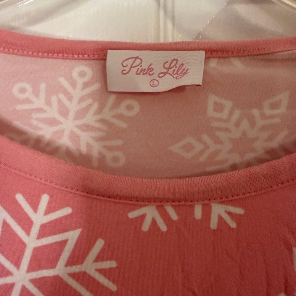 💖 Pink Lily Snowflake Long Sleeve Pajama Set - Pink & White - Women's Size L - Picture 2 of 4
